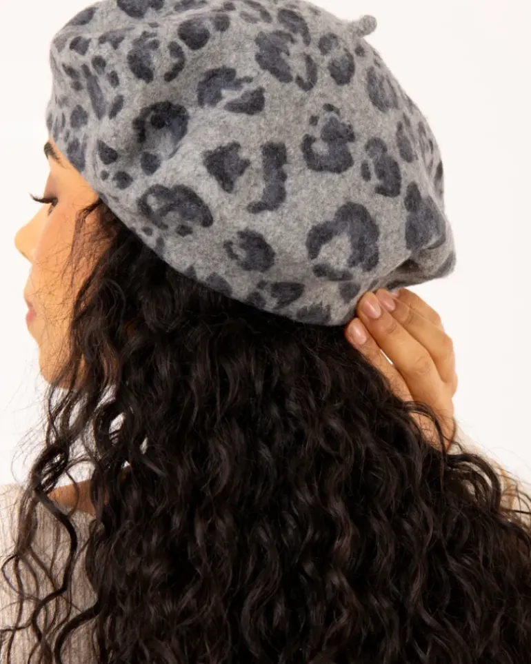 Beret léopard
