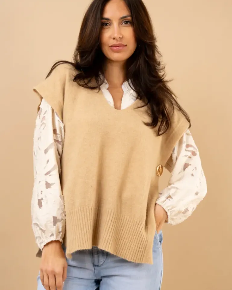 Gilet v boutons côtés