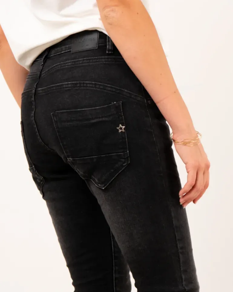 Jean boyfriend