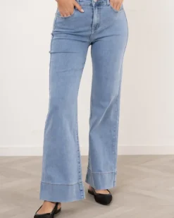 Jean large bas revers