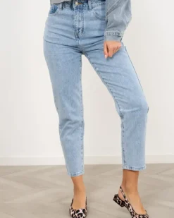 Jean mom