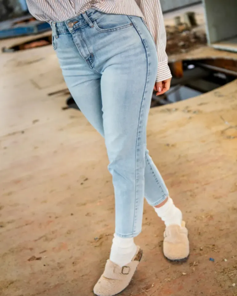 Jean mom clair