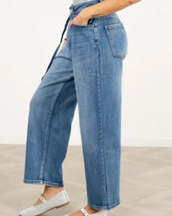 Mom fit
