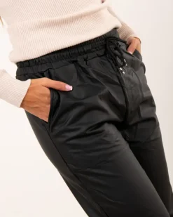 Pantalon simili