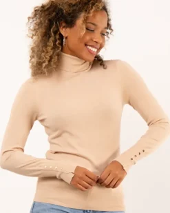 Pull col roulé boutons