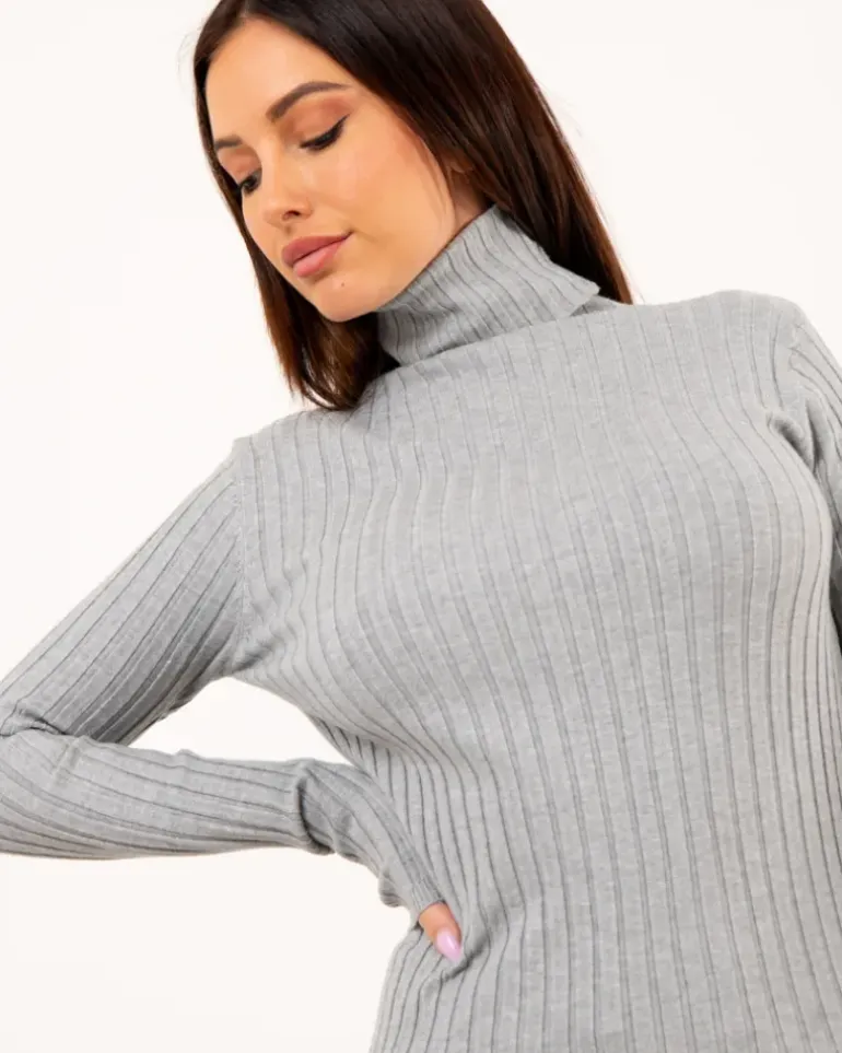 Pull col roulé stries