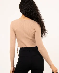 Pull lacet