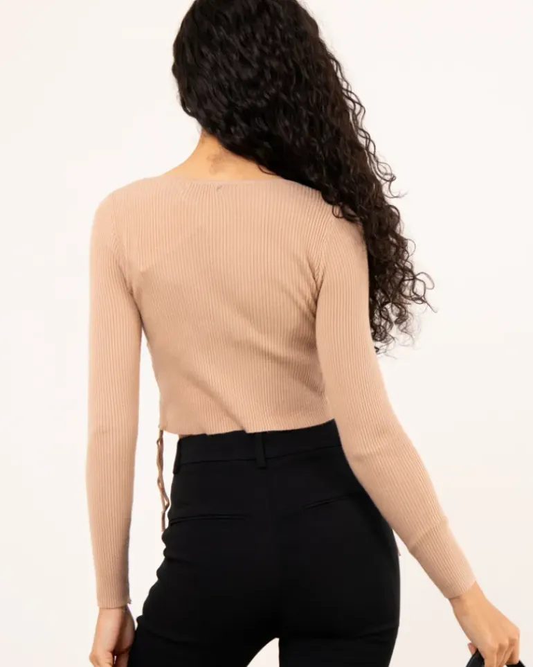 Pull lacet