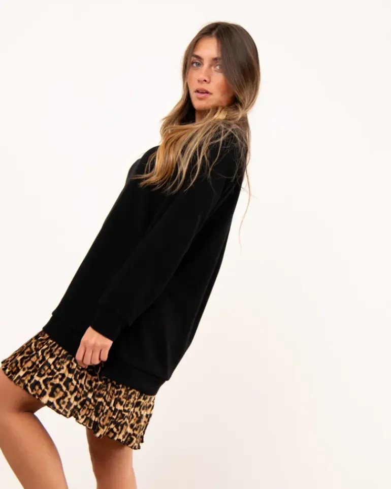 Robe bas léo
