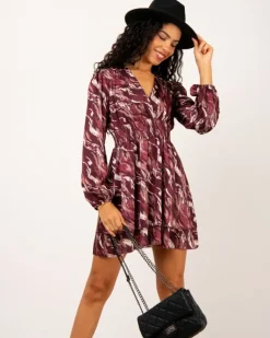 Robe lie de vin