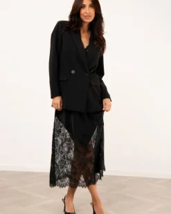 Robe longue dentelle