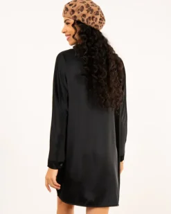 Robe satinée