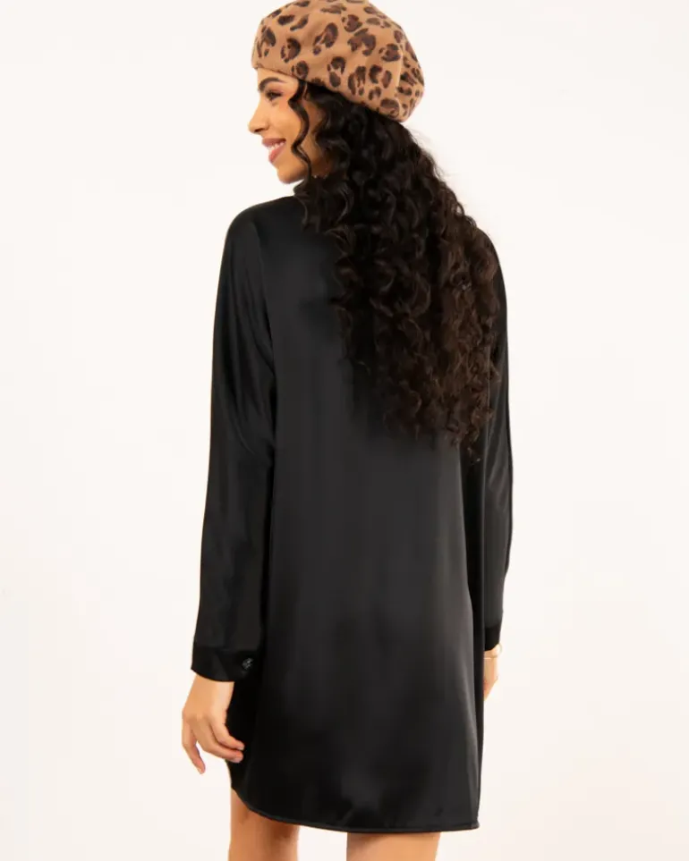 Robe satinée