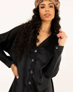 Robe satinée
