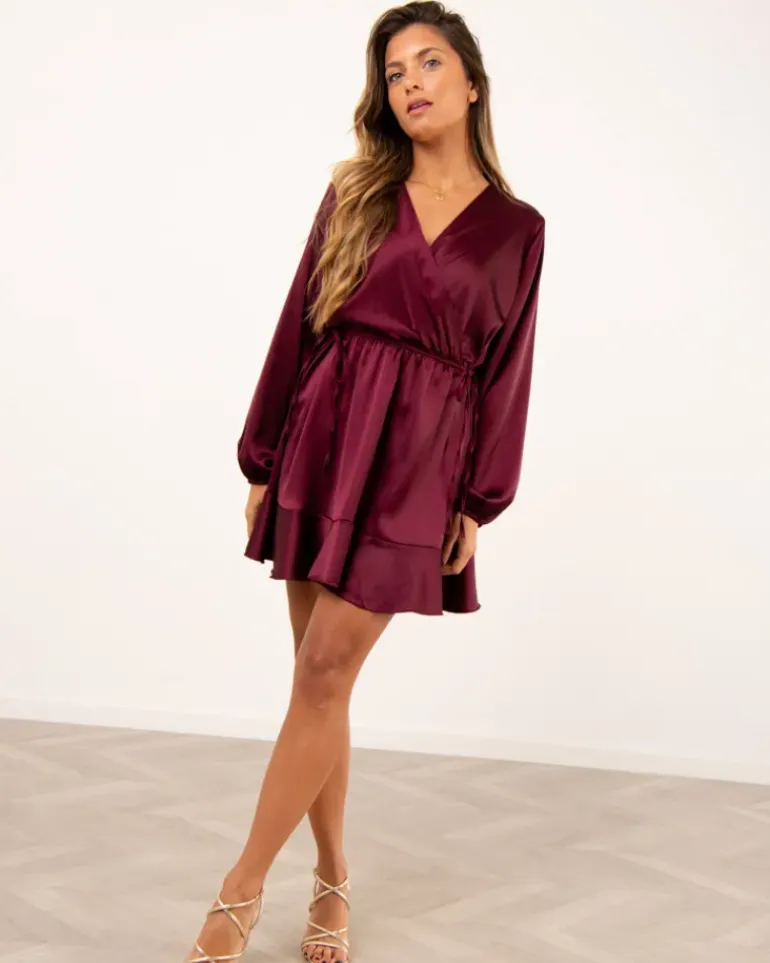 Robe satinée