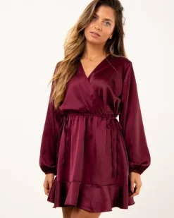 Robe satinée