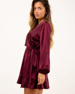 Robe satinée