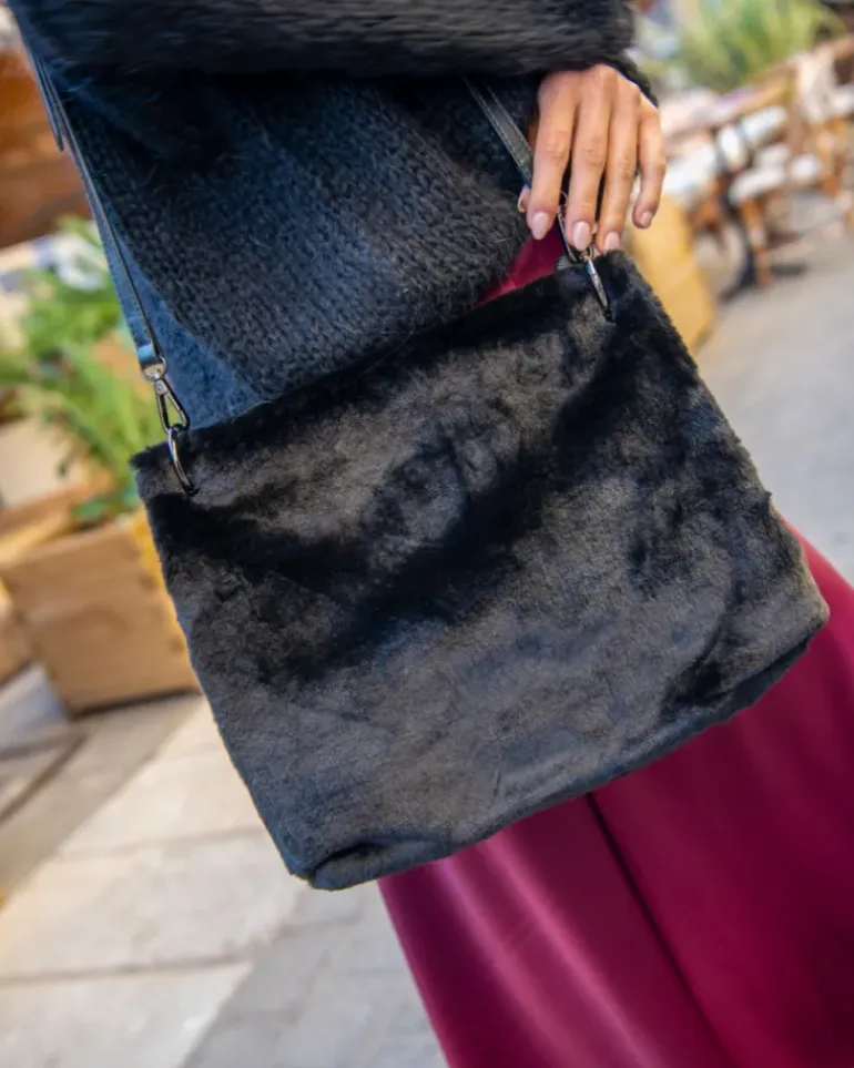 Sac pochette poils