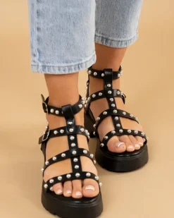 Sandales clous