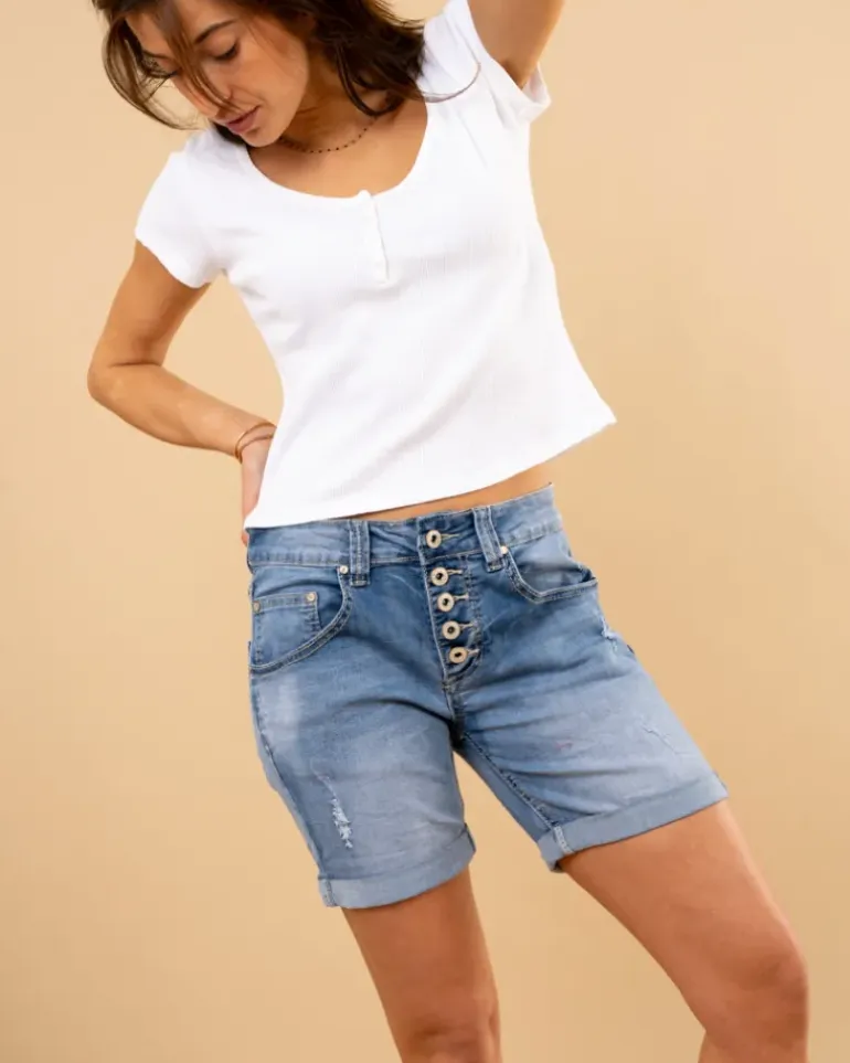 Short boutons