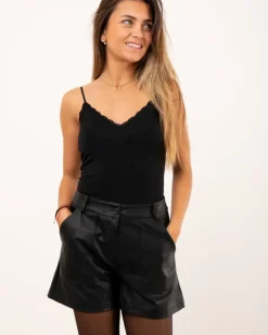 Short simili