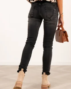 Slim noir
