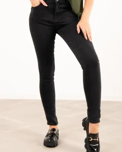 Slim noir
