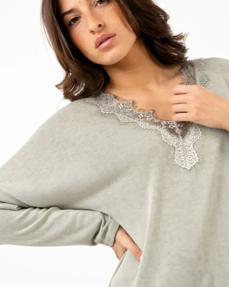 Top v dentelle