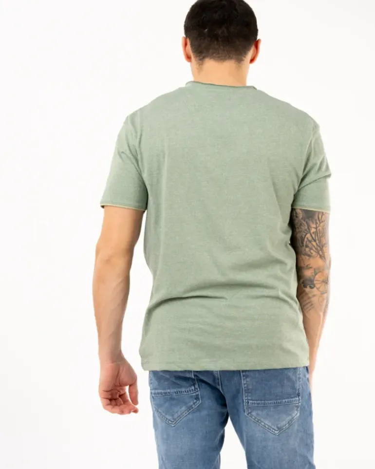 T-shirt col en v