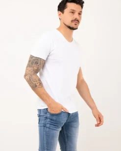 T-Shirt col v