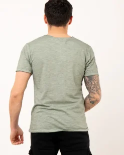 T-Shirt col v