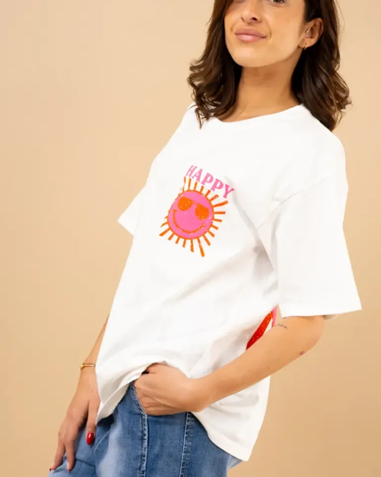 T-shirt happy