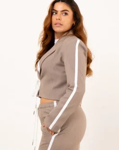 Veste courte lacet