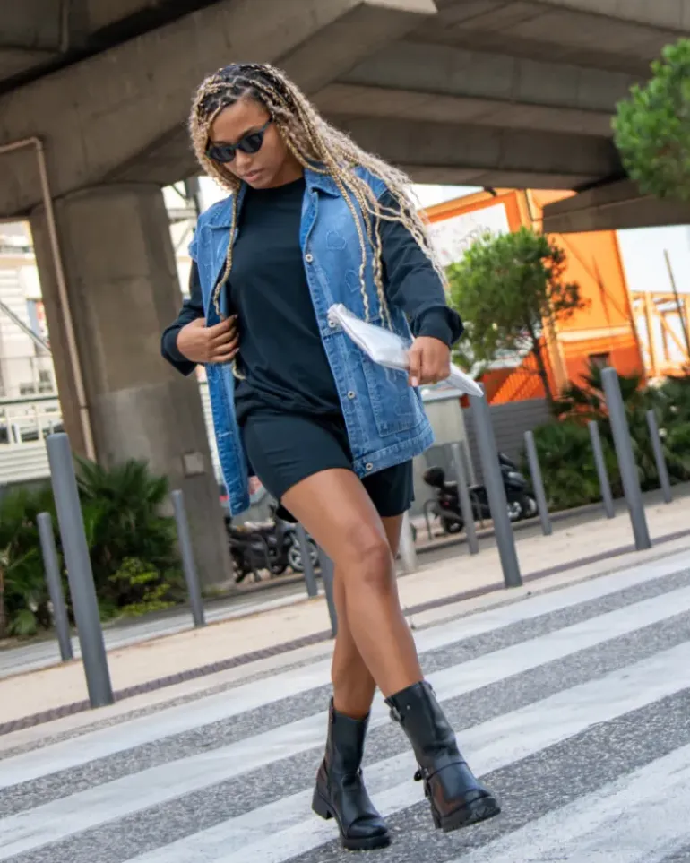 Veste c艙urs sans manches