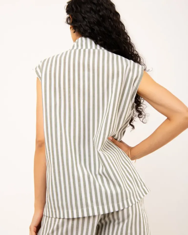 Veste rayée sans manches